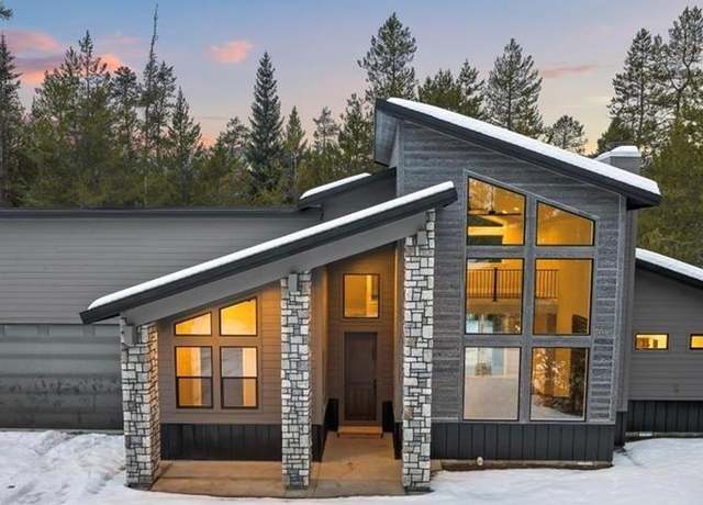 Property at 18 Grand Fir Dr, Donnelly, ID 83615, 3 beds, 2 baths