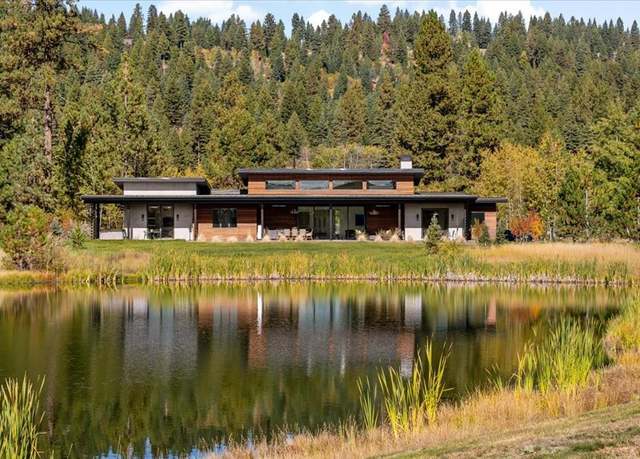 Property at 357 Whitetail Dr, Mccall, ID 83638, 4 beds, 3.5 baths