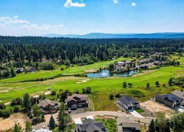 Property at 1400&04 Mountain Meadow Dr Unit 8 & 9, Mccall, ID 83638