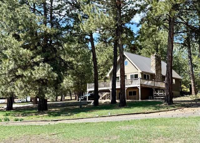 Property at 156 Pine Valley Dr, Cascade, ID 83611, 2 beds, 2.5 baths
