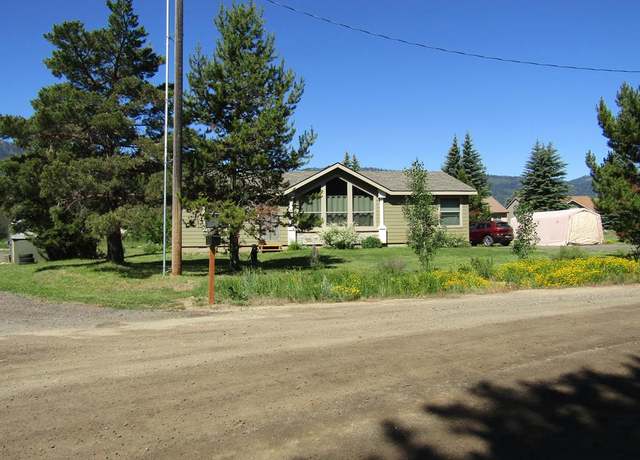 Property at 13111 Cameron Dr, Donnelly, ID 83615, 3 beds, 2 baths