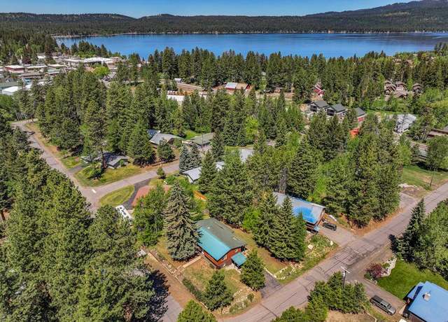 Property at 900 Alpine St, Mccall, ID 83638, 4 beds, 3 baths