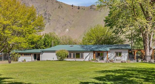 Photo of 207 N School Rd, Riggins, ID 83549
