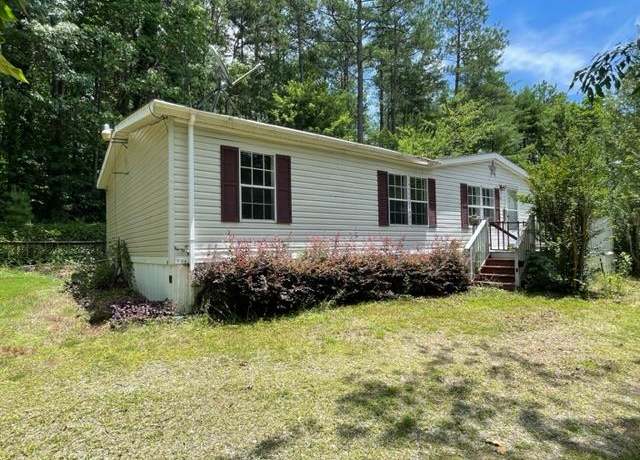 Property at 395 Prince Rd, Murphy, NC 28906, 3 beds, 2 baths