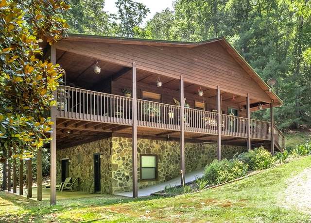 Property at 51 Cross Creek Trl, Murphy, NC 28906, 3 beds, 2 baths