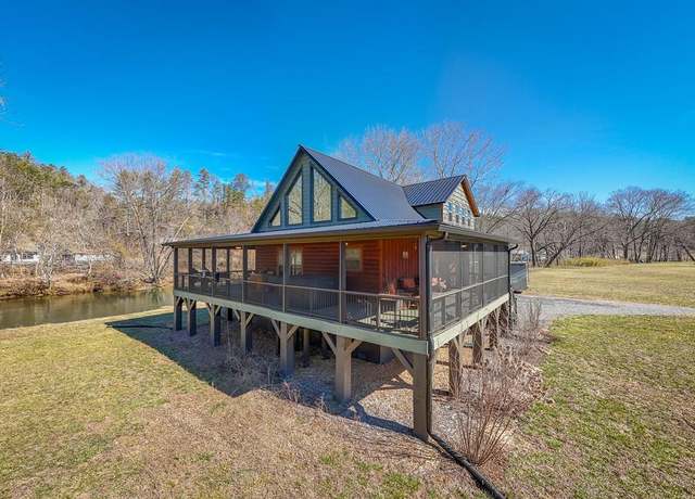 Property at 1095 Harshaw Farm Dr, Murphy, NC 28906, 2 beds, 3 baths