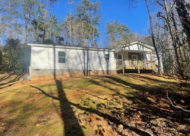 Property at 184 Loganberry Ln, Hayesville, NC 28904, 2 beds, 2 baths