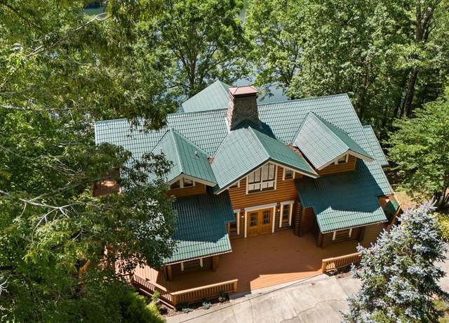 Property at 214 Cross Creek Trl, Robbinsville, NC 28771, 3 beds, 3.5 baths