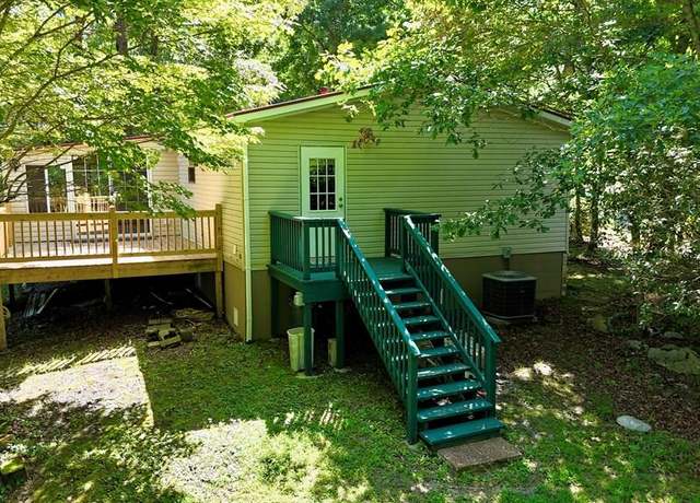 Property at 270 Forest Ln, Murphy, NC 28906, 3 beds, 2 baths