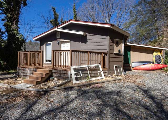 Property at 688 Hanging Dog Rd, Murphy, NC 28906, 3 beds, 2 baths