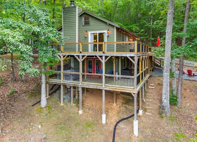 Property at 513 Persimmon Heights Rd, Murphy, NC 28906, 2 beds, 2 baths