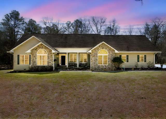 Property at 2525 Dickey Rd, Murphy, NC 28906, 3 beds, 3 baths