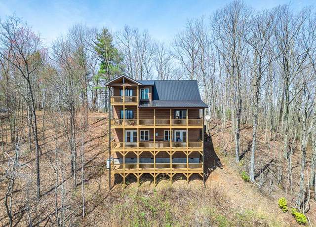 Property at 40 Reitzel Ridge Trl, Murphy, NC 28906, 2 beds, 3.5 baths