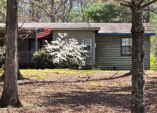 Property at 31 Prince Rd, Murphy, NC 28906, 2 beds, 1 bath