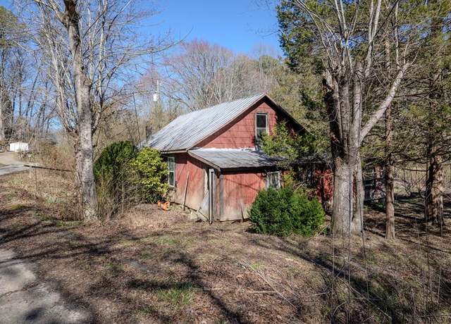 Property at 204 Moore Rd, Murphy, NC 28906, 2 beds, 1 bath