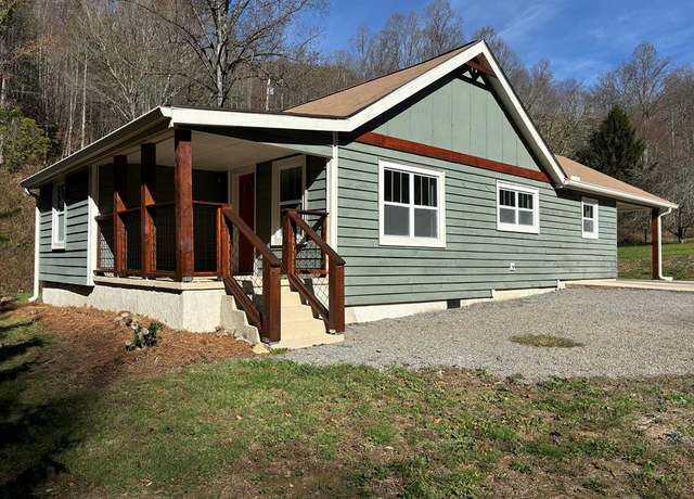 Property at 5107 Boiling Springs Rd, Murphy, NC 28906, 2 beds, 2 baths