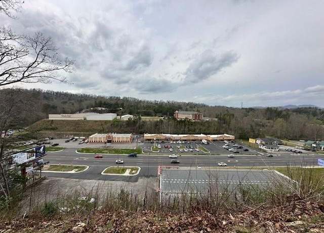 Property at 96 Holiday Dr #3, Murphy, NC 28906
