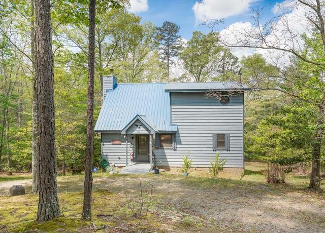 Property at 374 Country Ln, Murphy, NC 28906, 2 beds, 2 baths