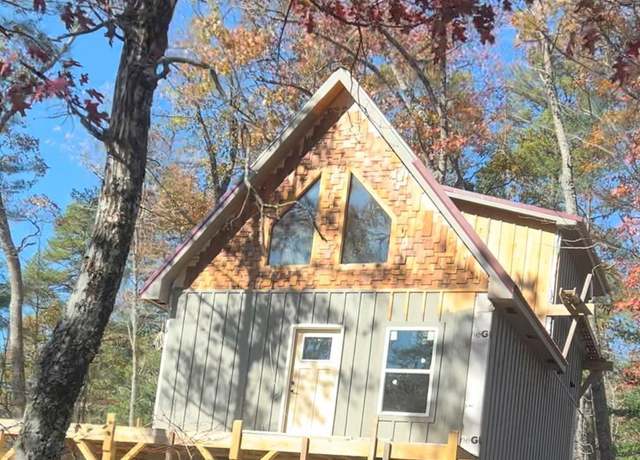 Property at 535 Ivy Log Rd, Murphy, NC 28906, 2 beds, 2 baths