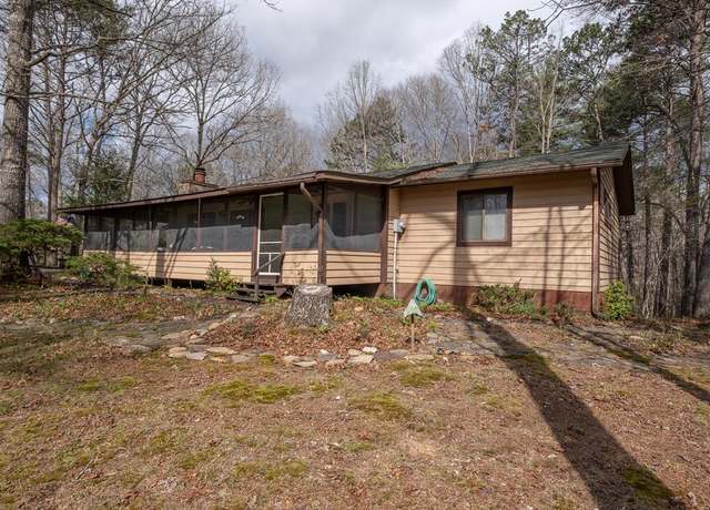 Property at 195 Forest Ln, Murphy, NC 28906, 2 beds, 2 baths