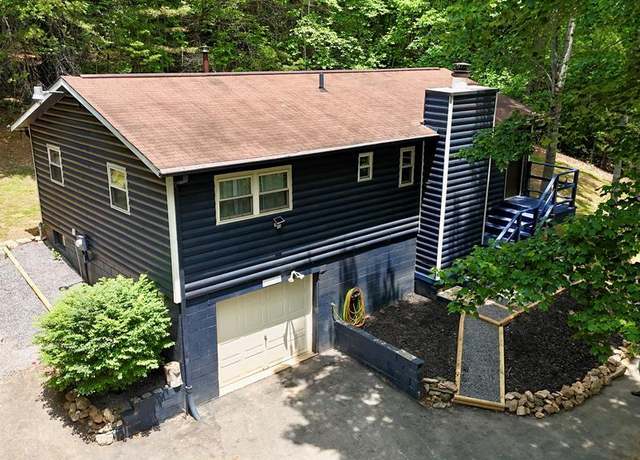 Property at 1214 Marrestop Rd, Murphy, NC 28906, 2 beds, 1.5 baths