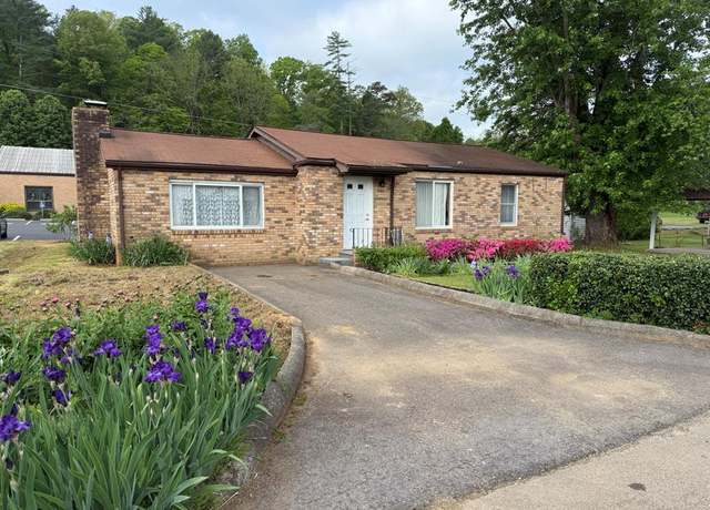 Property at 67 Hatchett St, Murphy, NC 28906, 3 beds, 1 bath