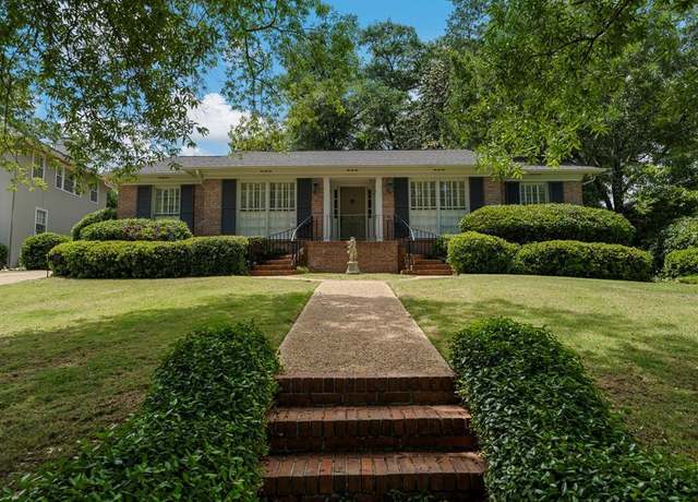 Property at 1717 Stark Ave, Columbus, GA 31906, 3 beds, 2.5 baths