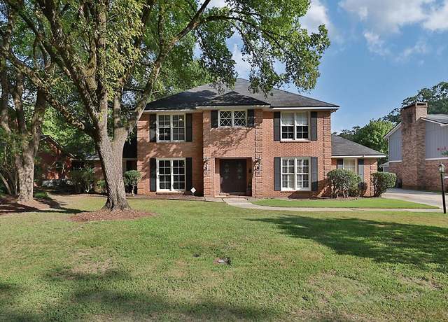 Property at 3110 College Dr, Columbus, GA 31907, 4 beds, 3 baths