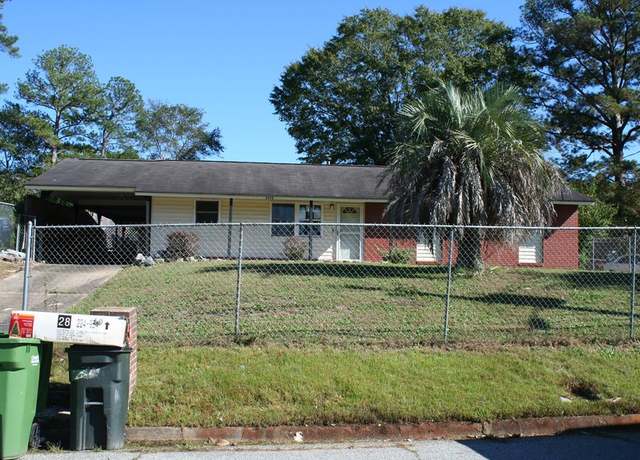 Property at 2312 Burnside Dr, Columbus, GA 31907, 4 beds, 2.5 baths