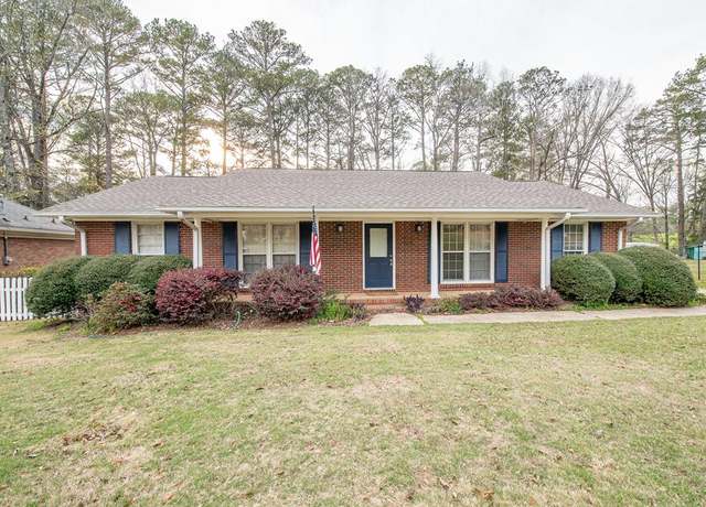 Property at 3725 Winkfield Pl, Columbus, GA 31909, 3 beds, 2 baths