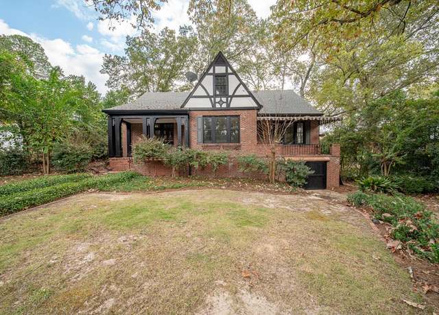 Property at 2010 Cherokee Dr, Columbus, GA 31906, 4 beds, 3 baths