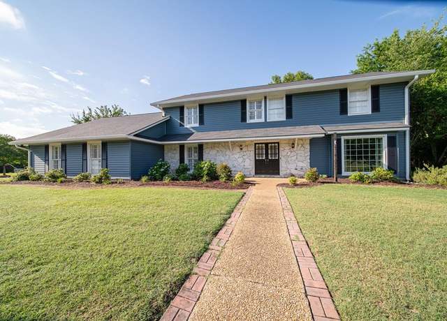 Property at 616 Newport Pl, Columbus, GA 31904, 4 beds, 2.5 baths
