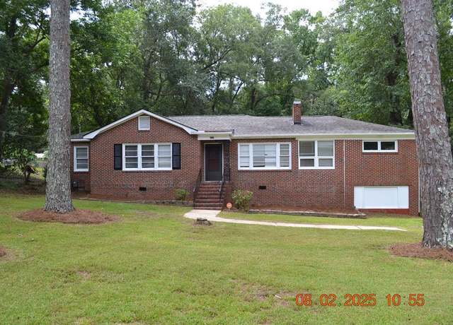 Property at 3836 Mulberry Dr, Columbus, GA 31907, 4 beds, 3 baths