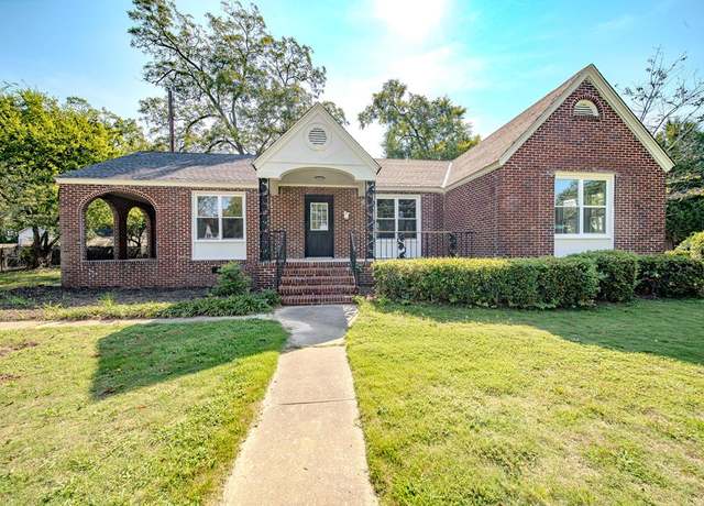 Property at 1054 Lawyers Ln, Columbus, GA 31906, 3 beds, 2 baths