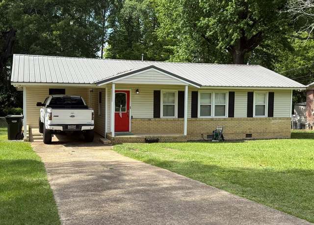 Property at 1113 Steve Mar Dr, Columbus, GA 31904, 3 beds, 1 bath