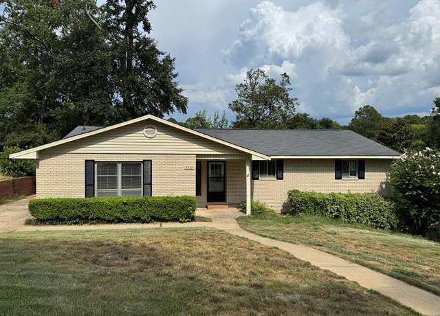 Property at 3328 College Ave, Columbus, GA 31907, 3 beds, 2 baths