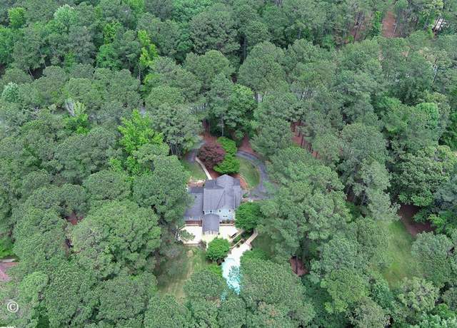 Property at 452 Cheyenne Dr, Columbus, GA 31904, 4 beds, 2.5 baths