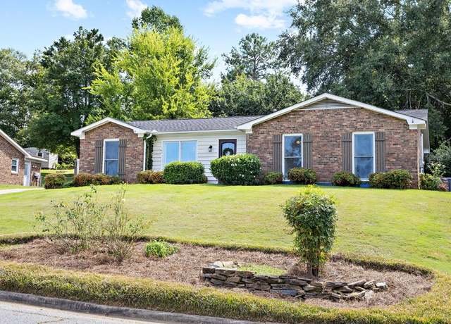 Property at 7559 Crescent Dr, Columbus, GA 31909, 3 beds, 2 baths