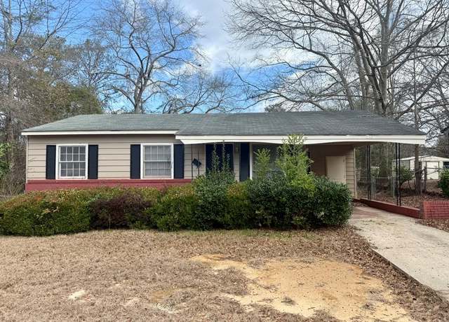 Property at 330 Mays Ave, Columbus, GA 31907, 3 beds, 1.5 baths