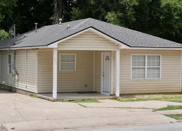 Property at 2830 North Lumpkin Rd, Columbus, GA 31903, 4 beds, 2 baths
