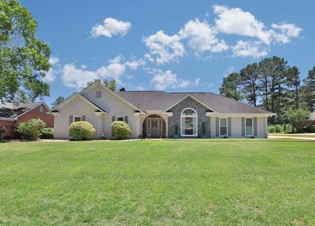 Property at 7191 Otter Dr, Midland, GA 31820, 4 beds, 3 baths