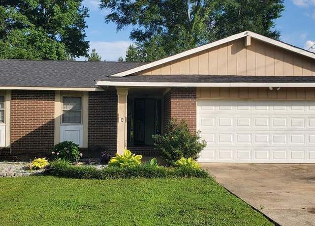 Property at 6200 Parker Dr, Columbus, GA 31907, 3 beds, 2 baths