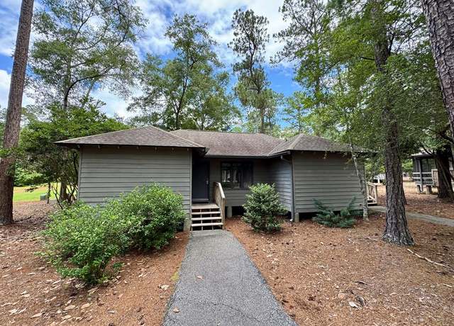 Property at 2365 W Cedar Ln, Pine Mountain, GA 31822, 2 beds, 2 baths