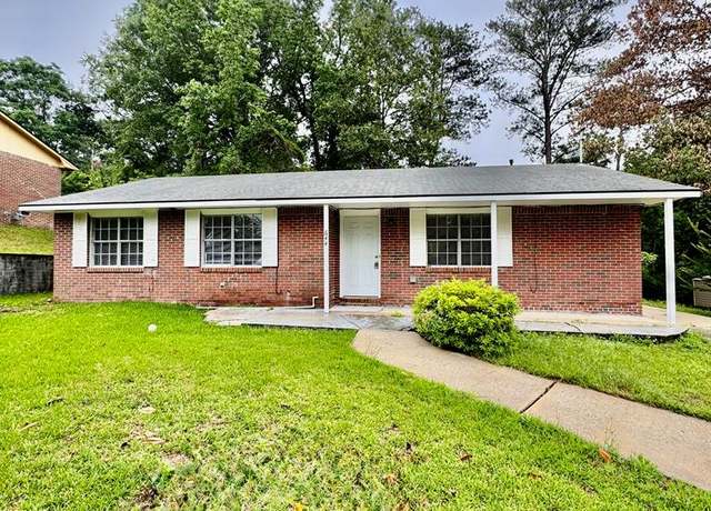 Property at 644 Parkwood Dr, Columbus, GA 31907, 4 beds, 2 baths