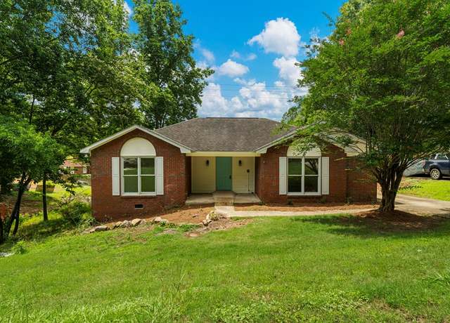 Property at 4658 Thoroughbred Ln, Columbus, GA 31909, 3 beds, 2 baths
