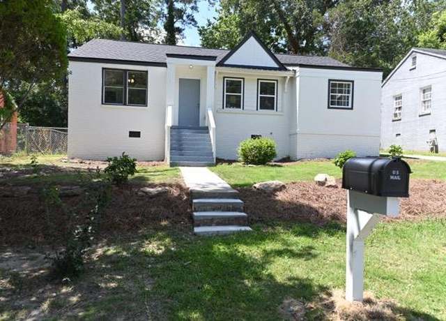 Property at 2726 King St, Columbus, GA 31906, 3 beds, 2 baths