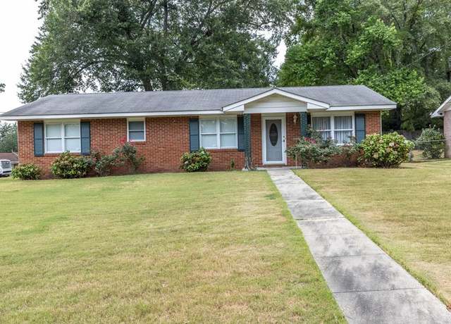 Property at 1319 Celeste Dr, Columbus, GA 31907, 4 beds, 2 baths