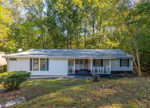 Property at 1355 SW Woodland Dr, Oxford, GA 30054, 4 beds, 3 baths