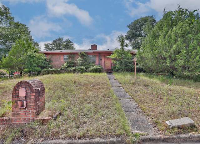 Property at 435 Bowen Blvd, Columbus, GA 31907, 4 beds, 2.5 baths