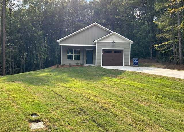 Property at 138 Cedar Dr, Pine Mountain, GA 31822, 3 beds, 2 baths